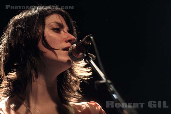 SHARON VAN ETTEN - 2012-03-02 - PARIS - Point Ephemere - 